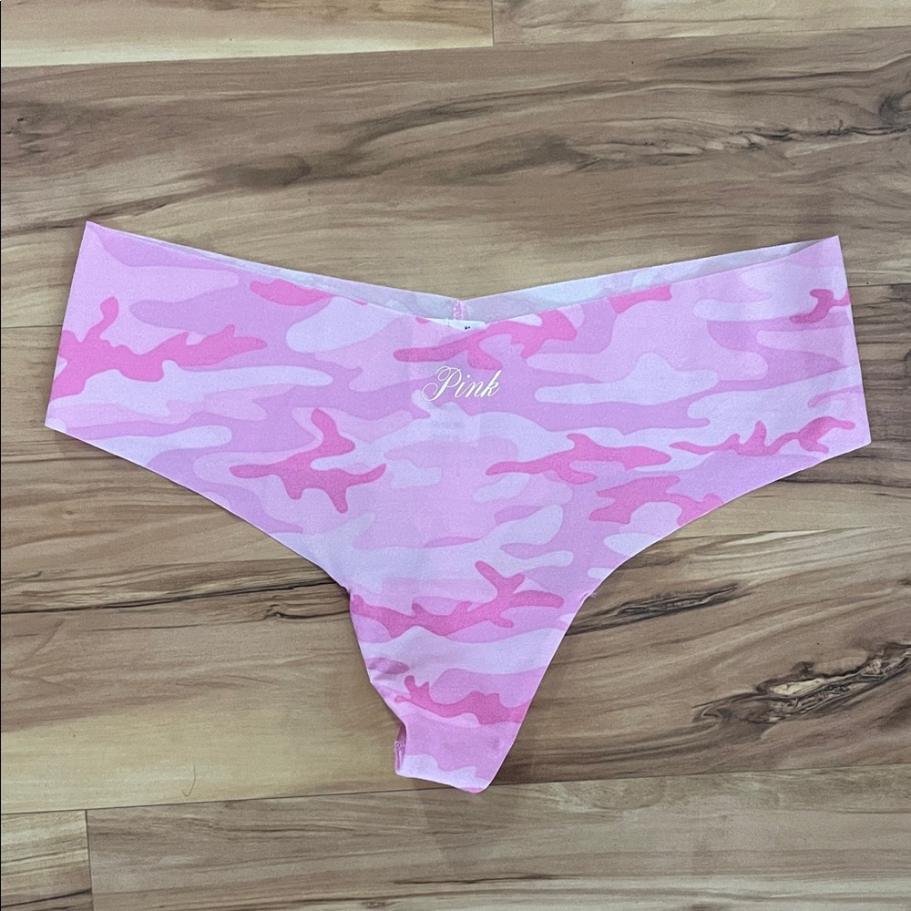 VS Pink Seamless No Show Thong Panty